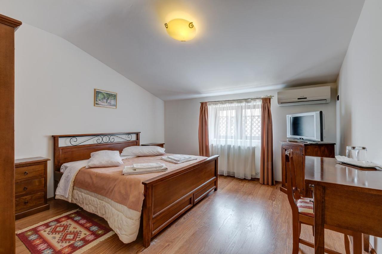 Club Insieme Grand Resort Potlogi Dış mekan fotoğraf