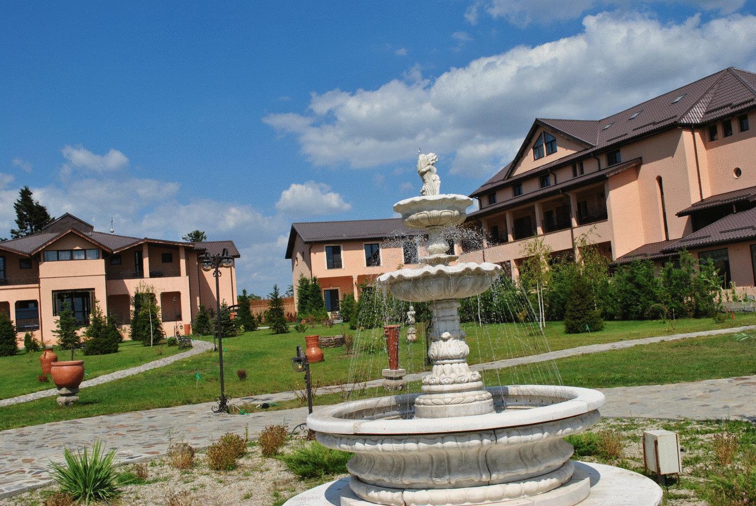 Club Insieme Grand Resort Potlogi Dış mekan fotoğraf