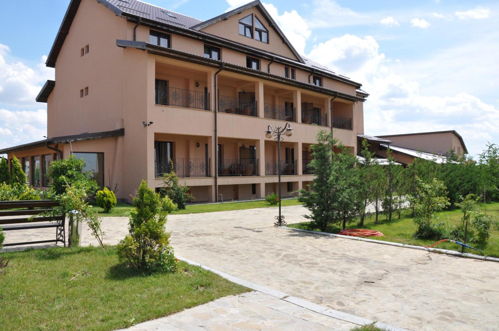 Club Insieme Grand Resort Potlogi Dış mekan fotoğraf